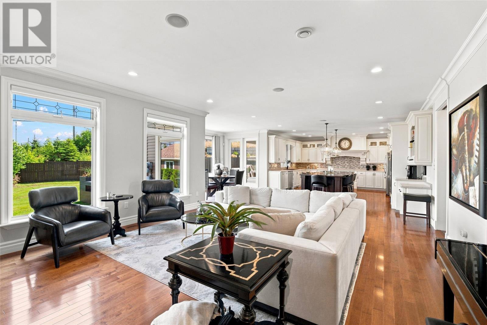 65 Cheyne Drive, photo 10 of 35