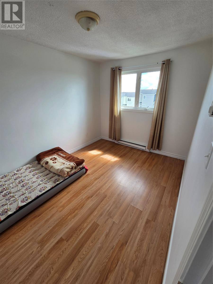 182 Farrell Drive, photo 12 of 19
