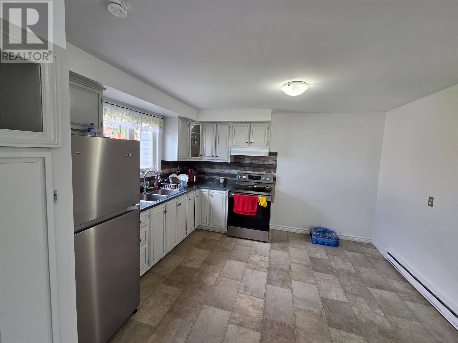 182 Farrell Drive, photo 6 of 19