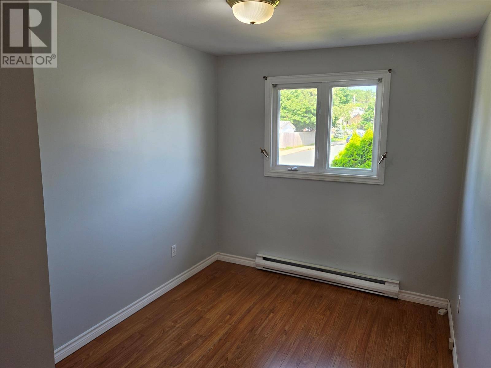 21 Dunlea Street, photo 12 of 19