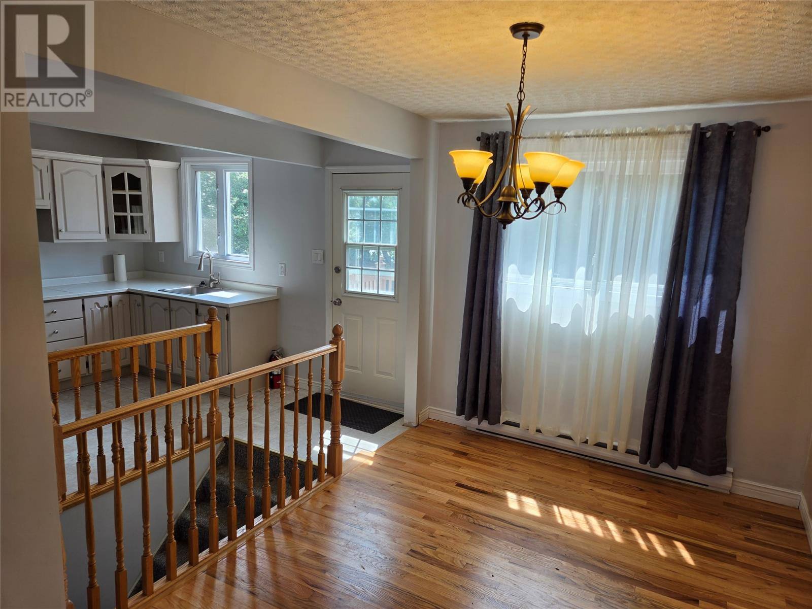 21 Dunlea Street, photo 5 of 19