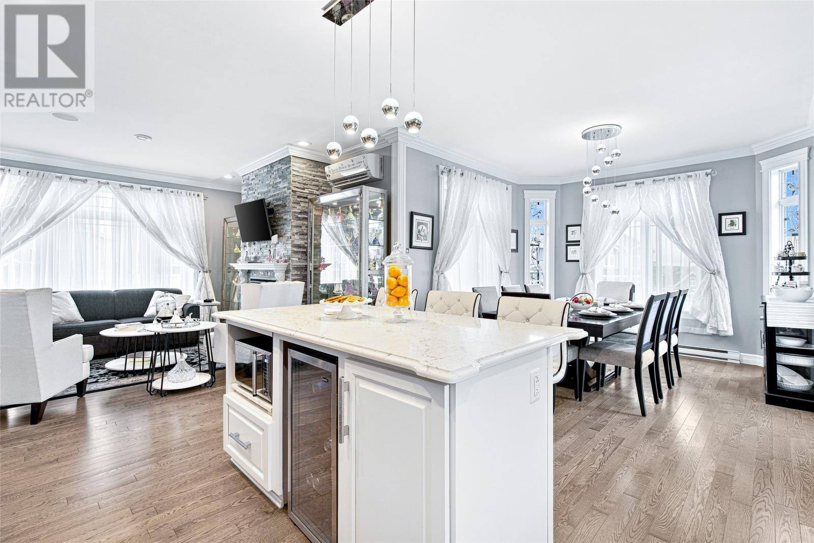 8 Aldergrove Place, photo 10 of 41