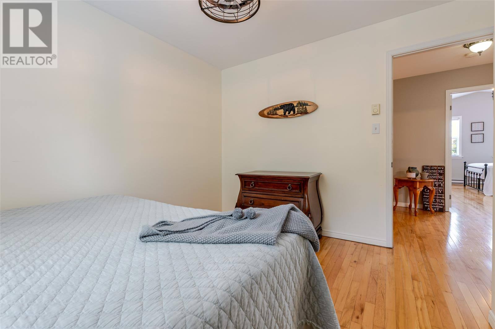 1833 Topsail Road, photo 21 of 45