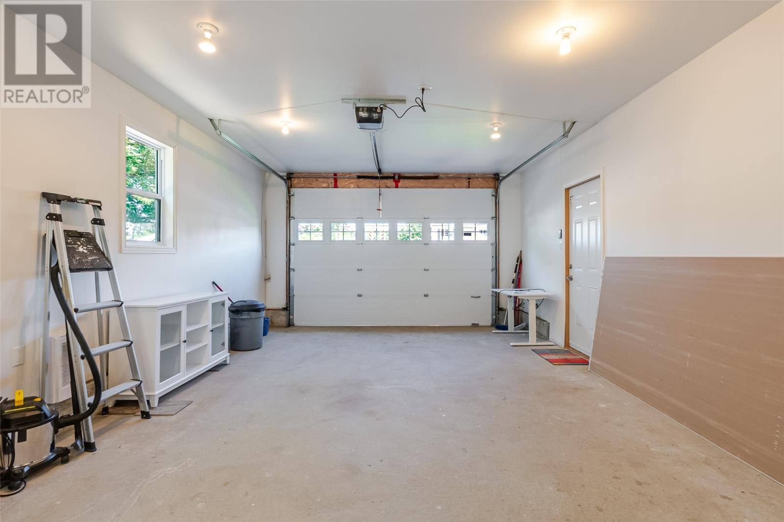 1833 Topsail Road, photo 36 of 45