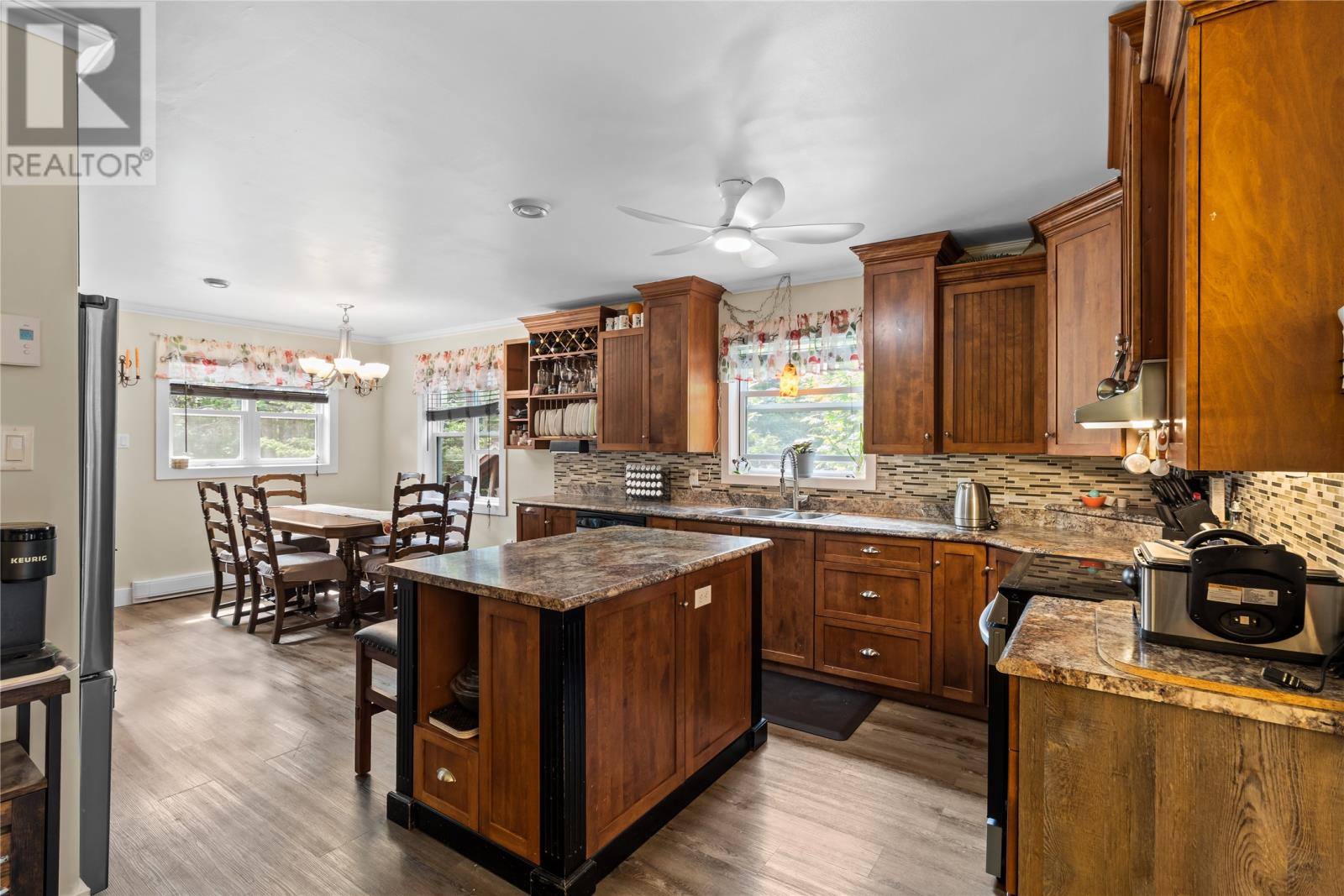 17 Tippett Place, photo 9 of 38