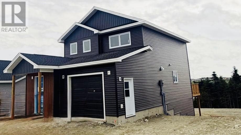91 Trenton Drive, photo 2 of 4