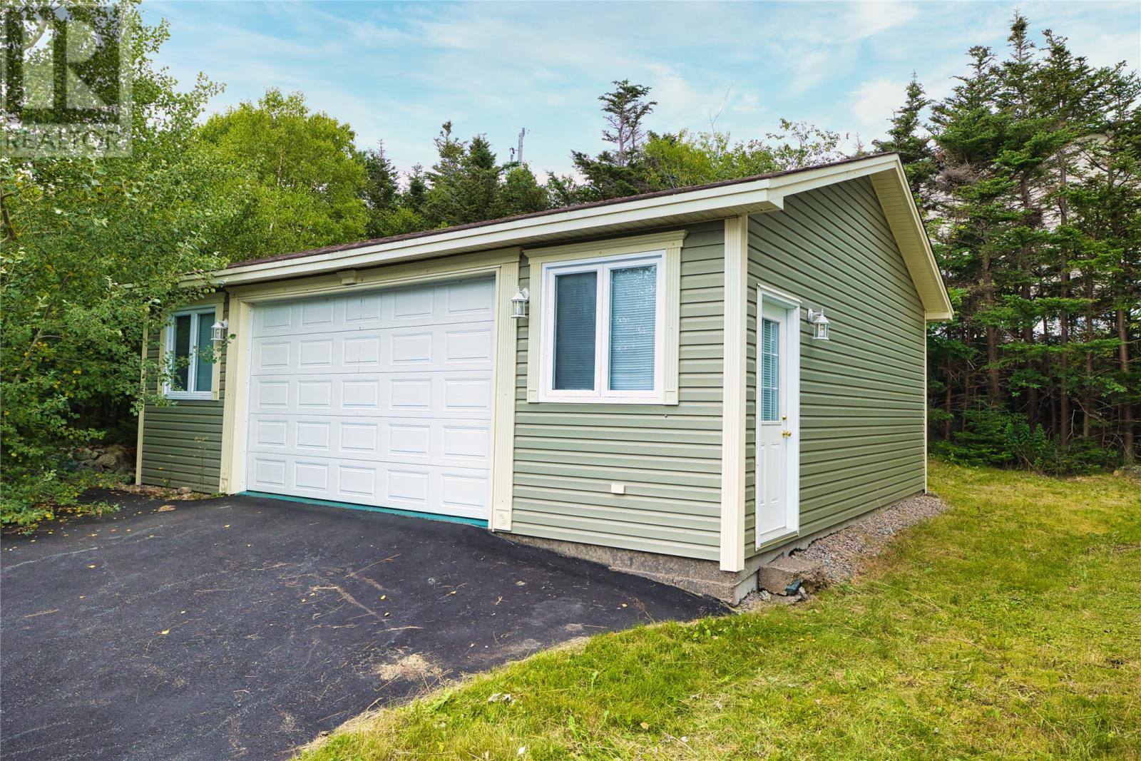 3 Blackstrap Place, photo 3 of 36