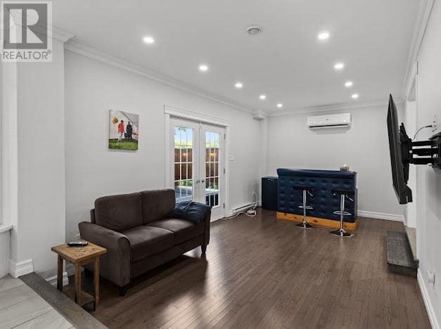 11 Chaytors Place, photo 10 of 42