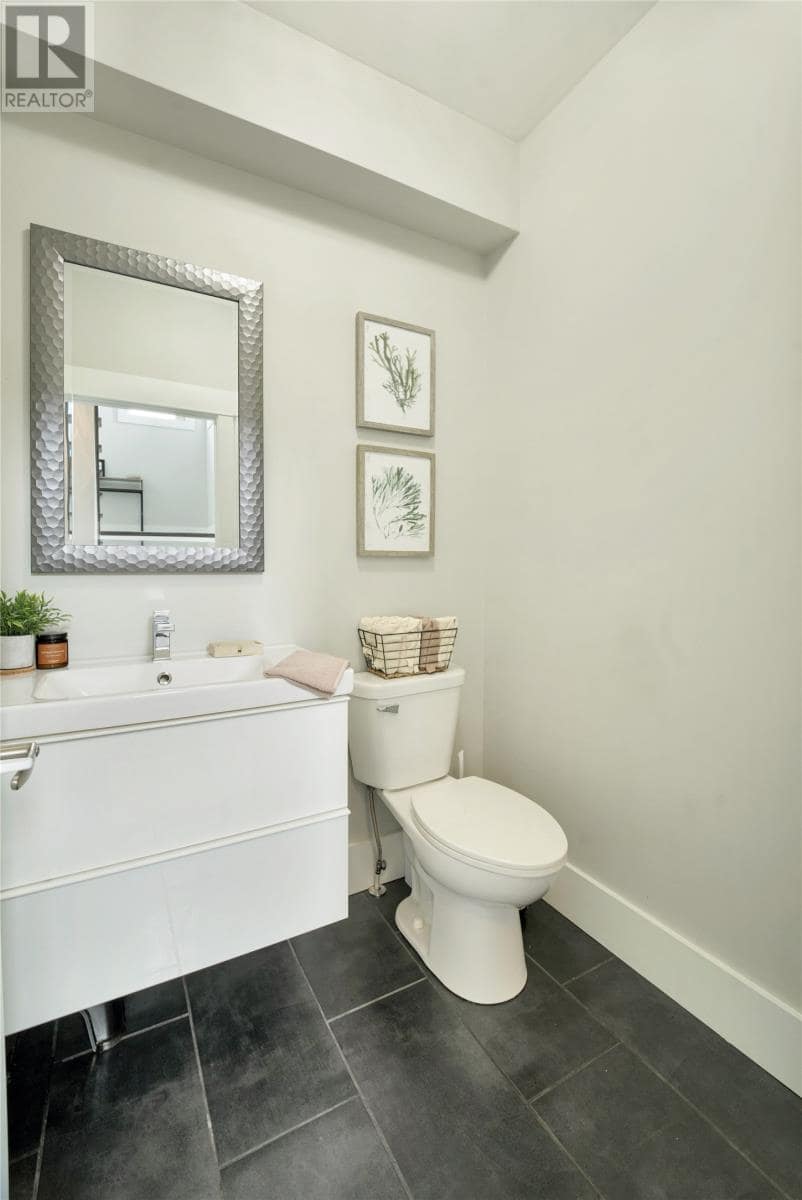 1 Alma Avenue, photo 11 of 38