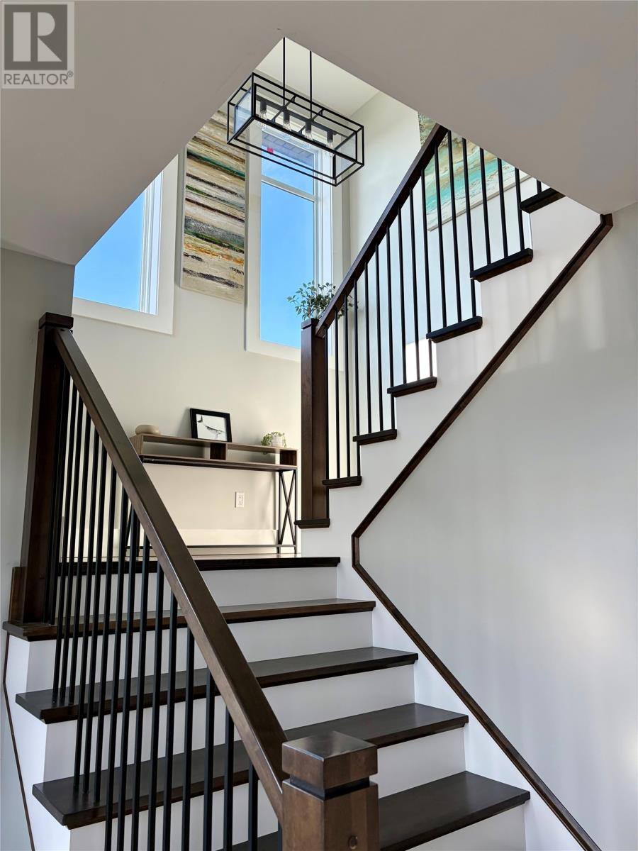 1 Alma Avenue, photo 12 of 38