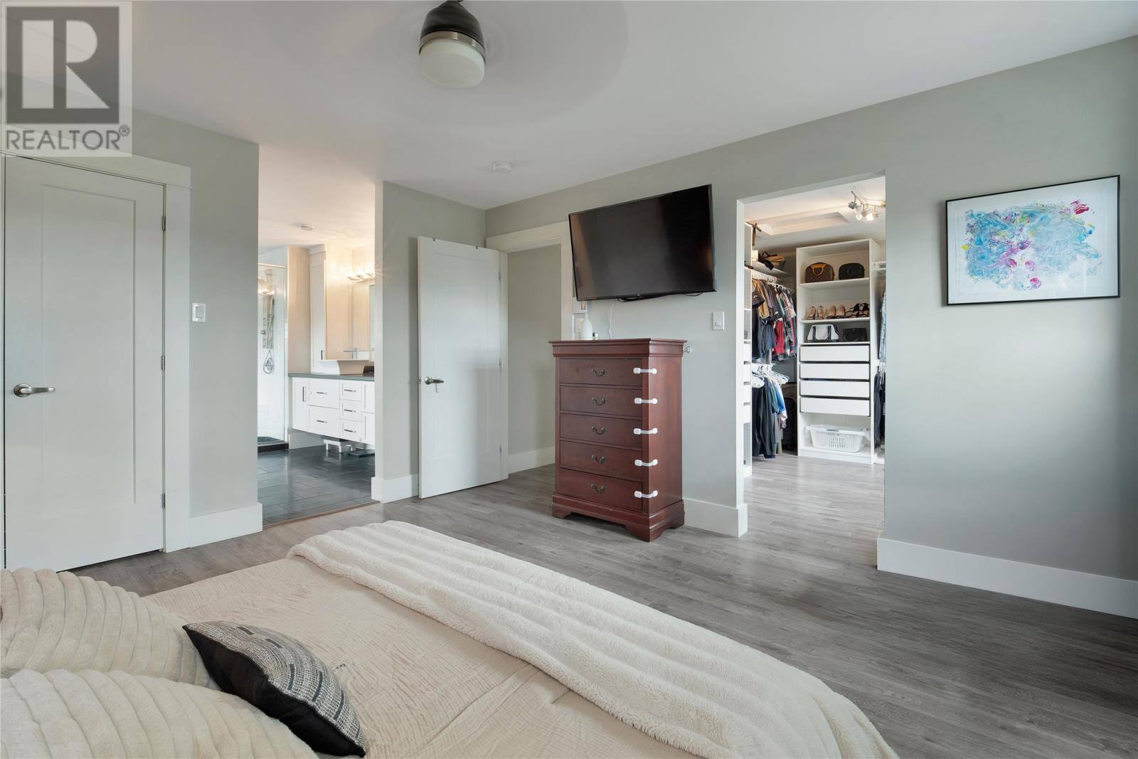 1 Alma Avenue, photo 17 of 38