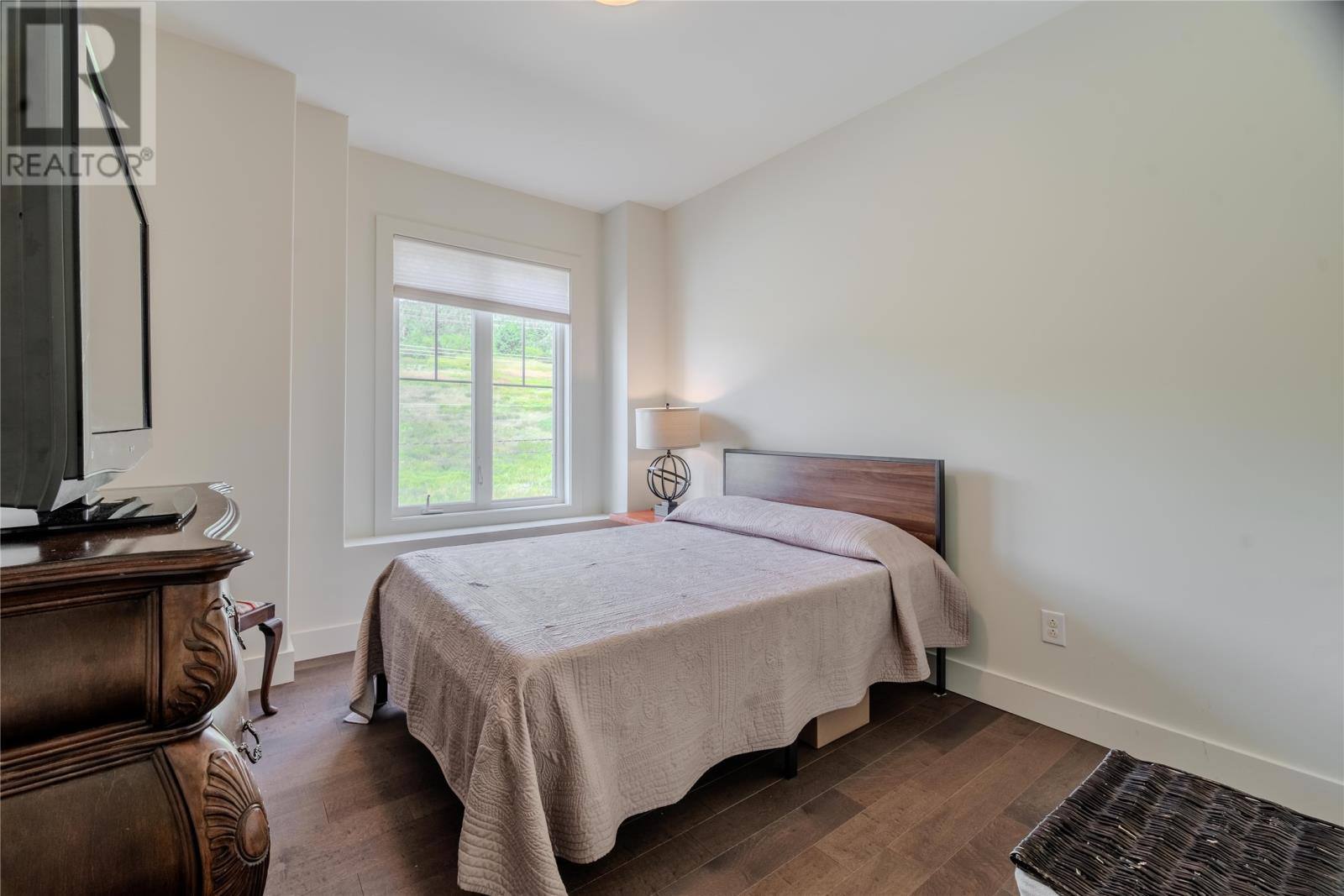 835 Blackmarsh Road Unit#205, photo 13 of 18