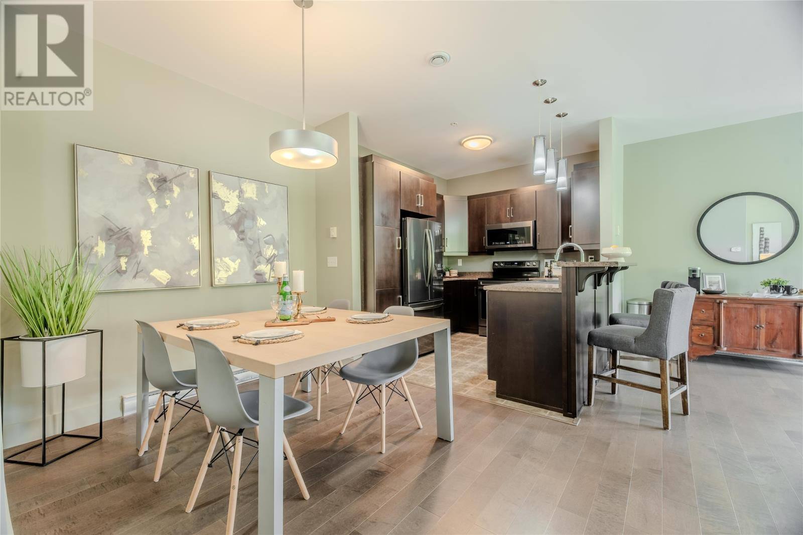 835 Blackmarsh Road Unit#205, photo 3 of 18