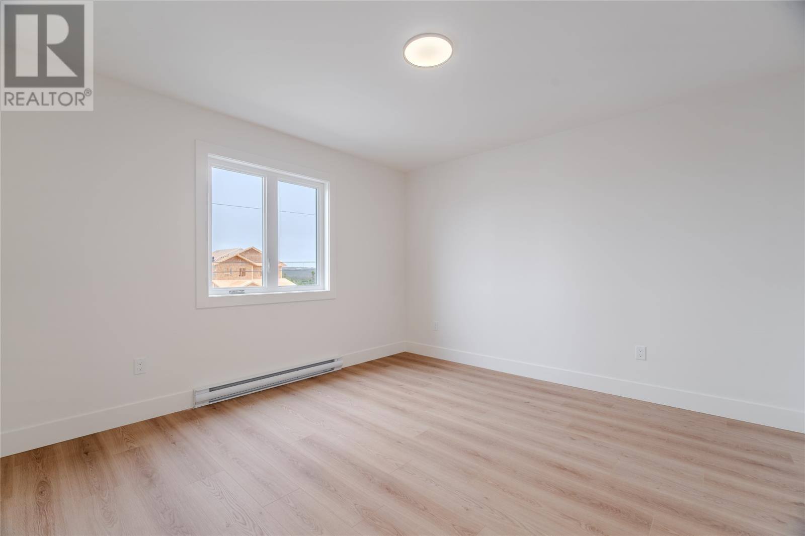 92 Trenton Drive, photo 28 of 38