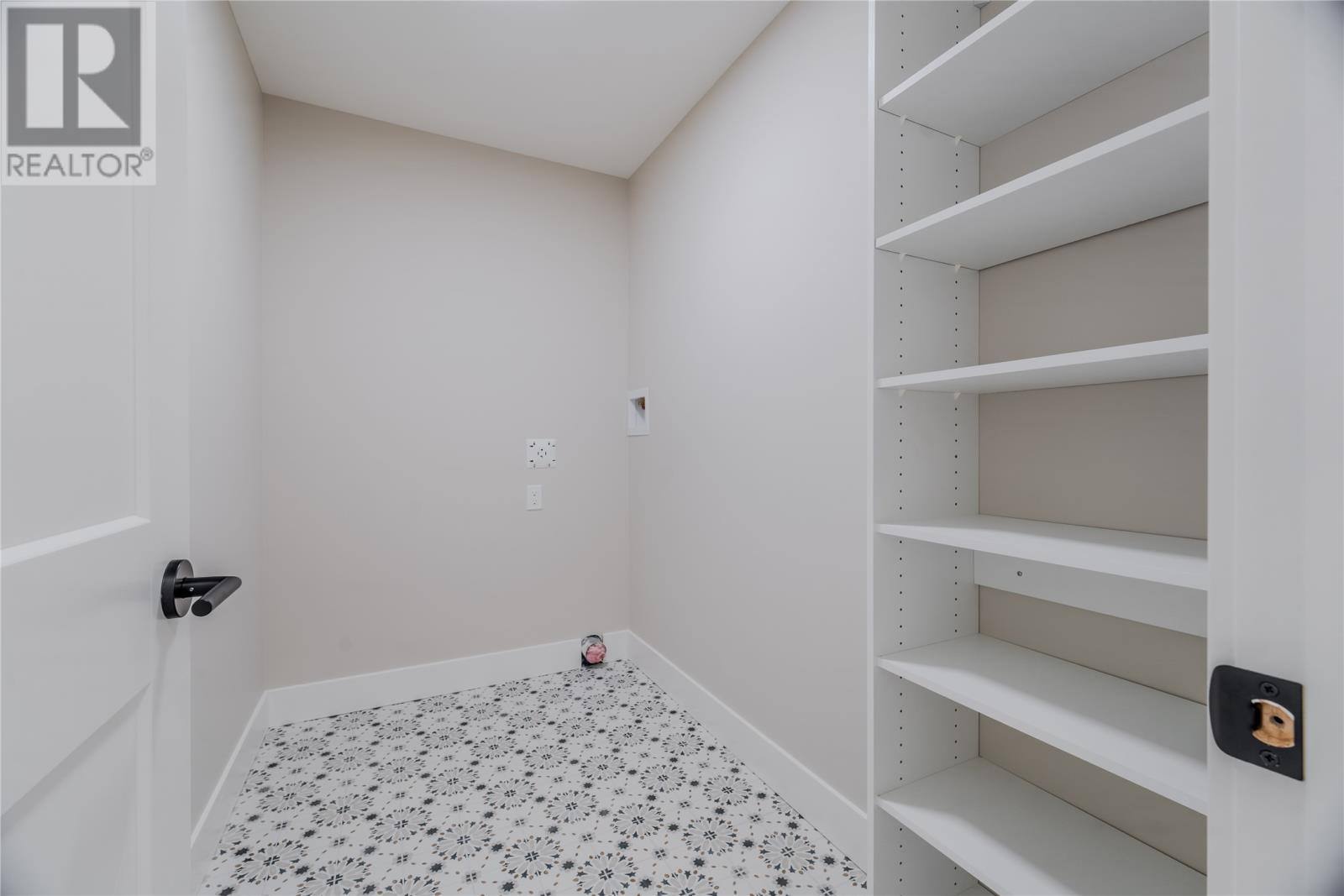 92 Trenton Drive, photo 29 of 38