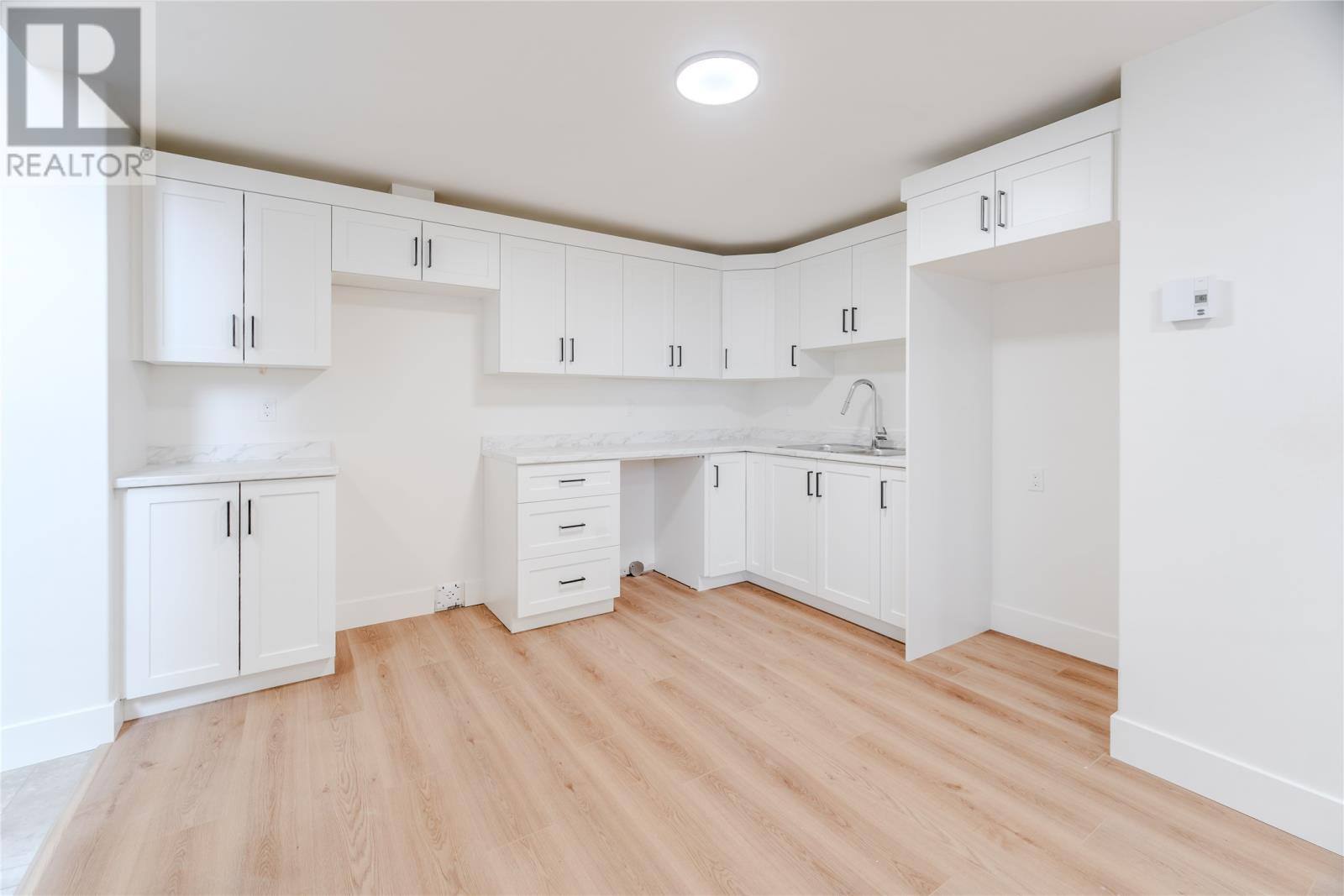 92 Trenton Drive, photo 30 of 38