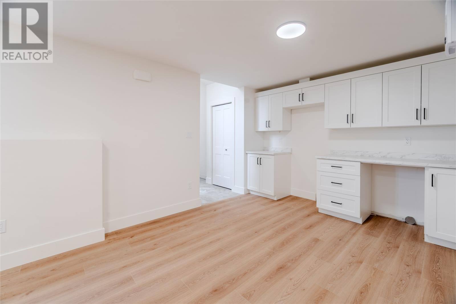 92 Trenton Drive, photo 31 of 38