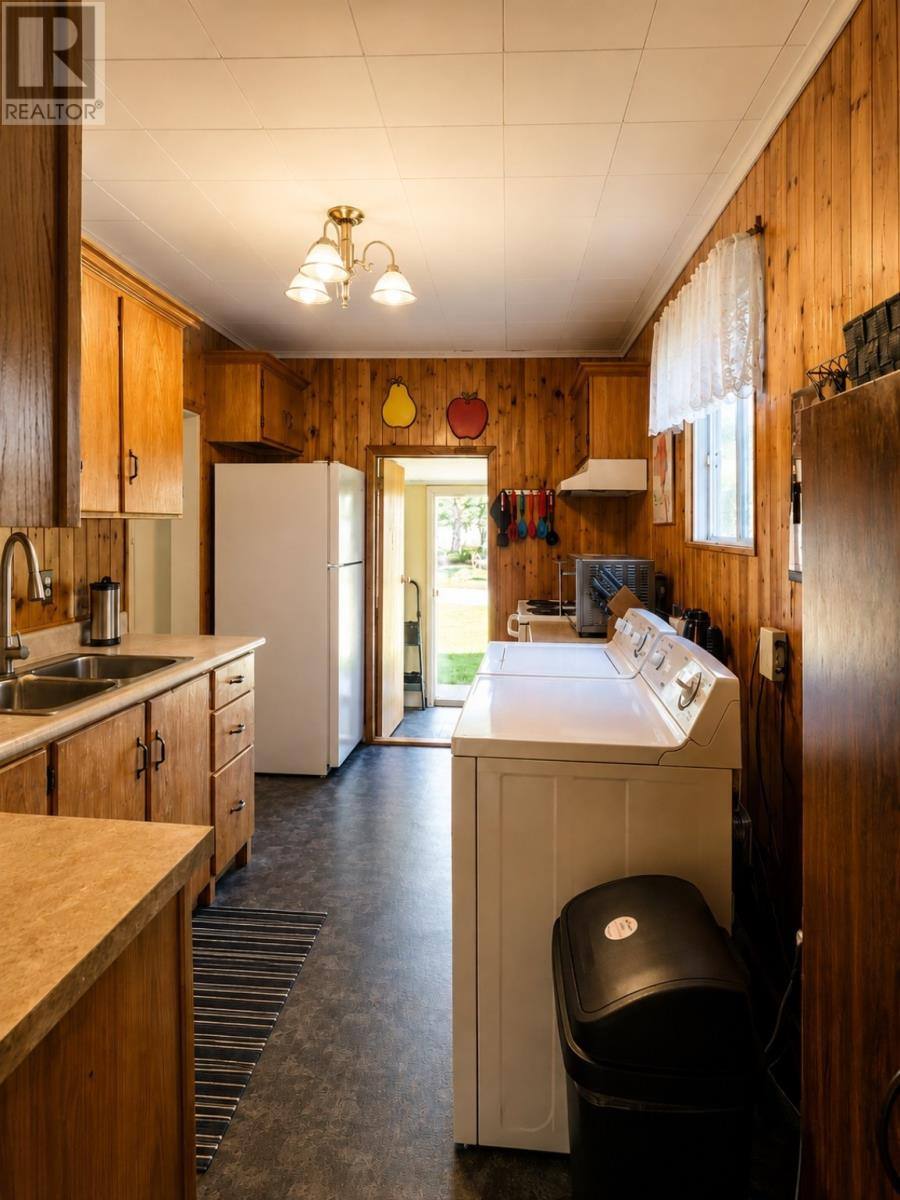 7 Cavell Avenue, photo 19 of 37