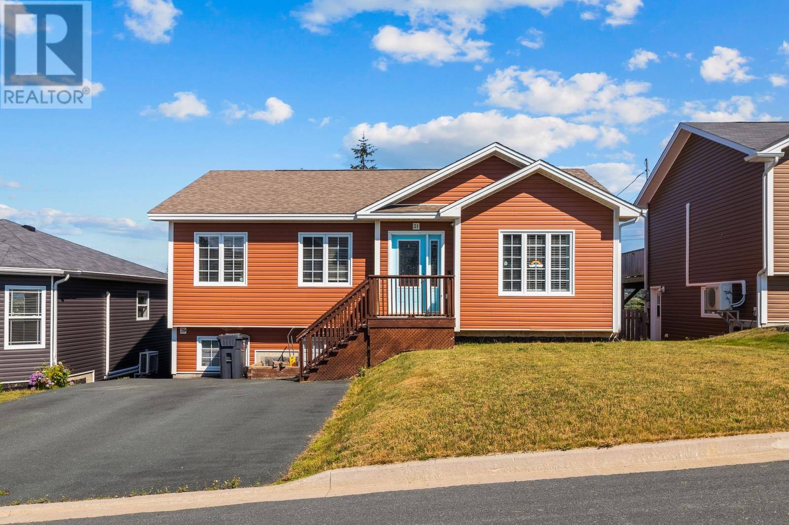 31 Erica Avenue, photo 1 of 43