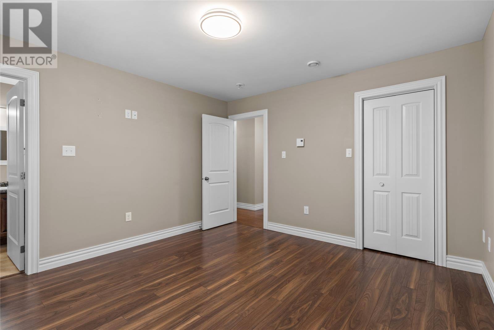 31 Erica Avenue, photo 13 of 43
