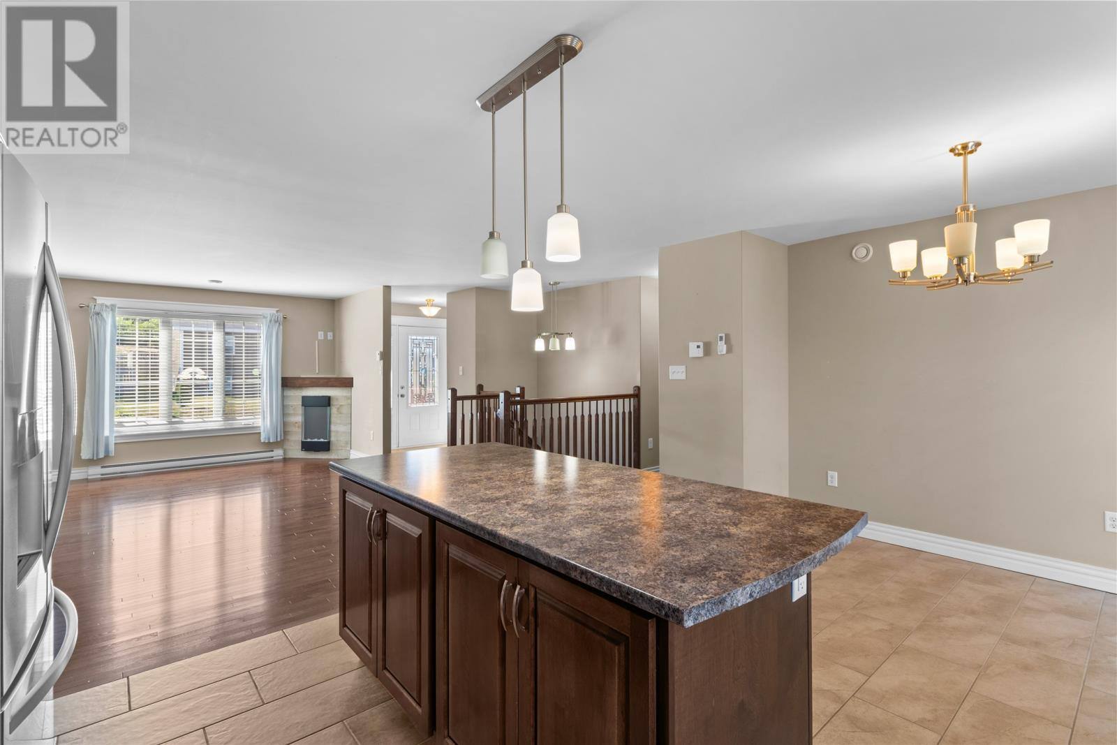 31 Erica Avenue, photo 9 of 43
