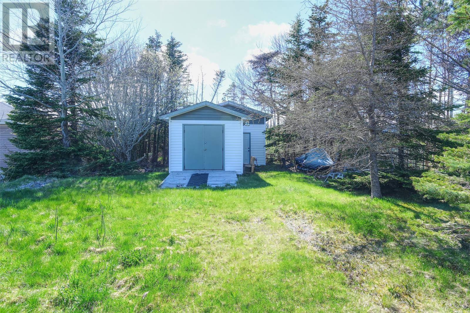 85 Airport Road, photo 4 of 28