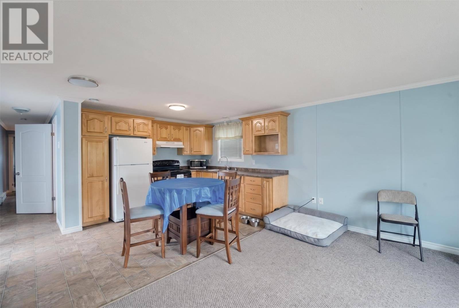 12 Ashgrove Drive, photo 4 of 17