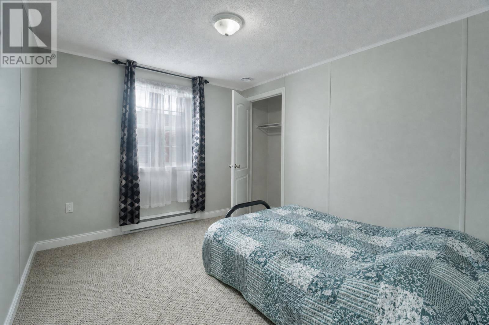 12 Ashgrove Drive, photo 6 of 17