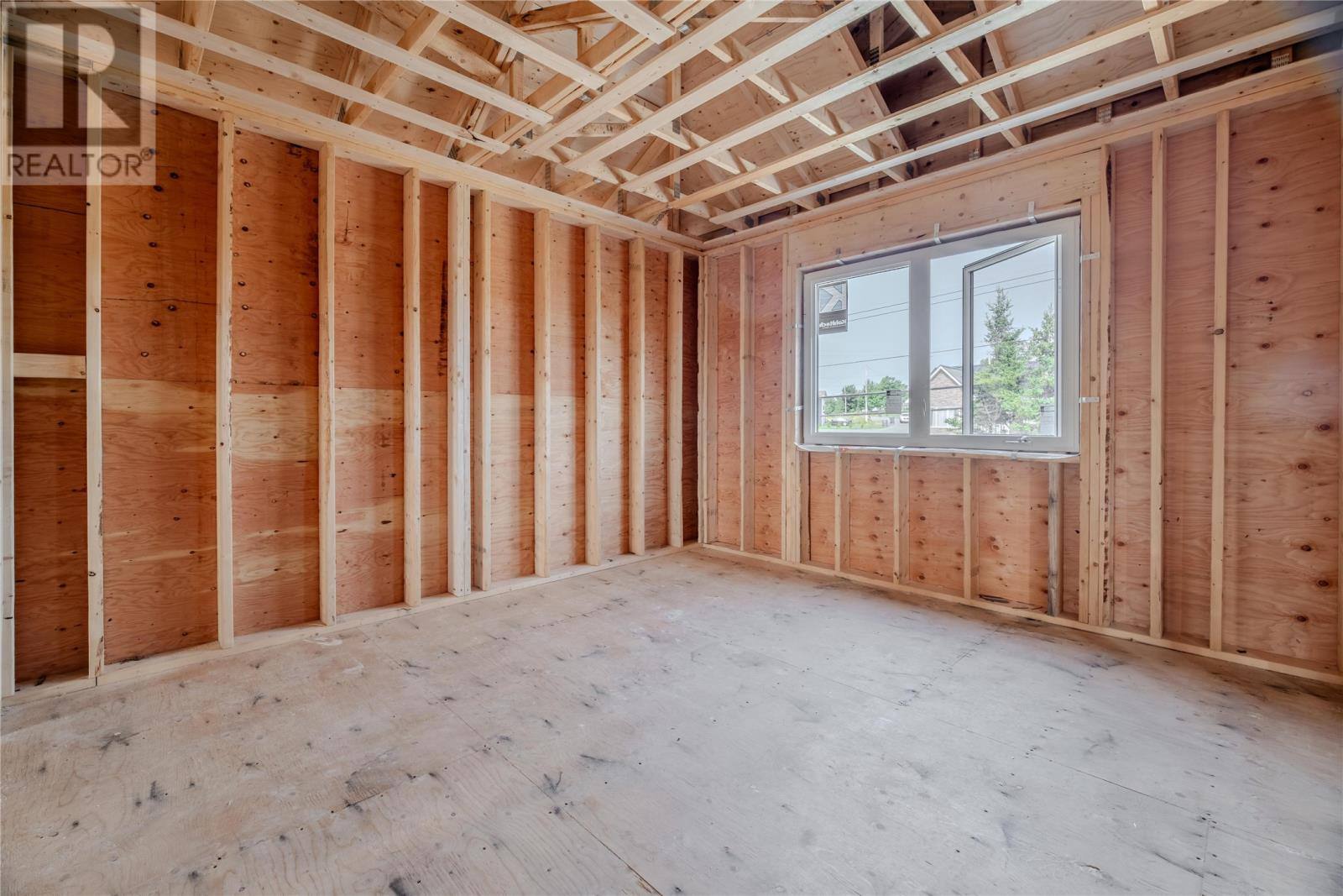 202 St Thomas Line, photo 10 of 18