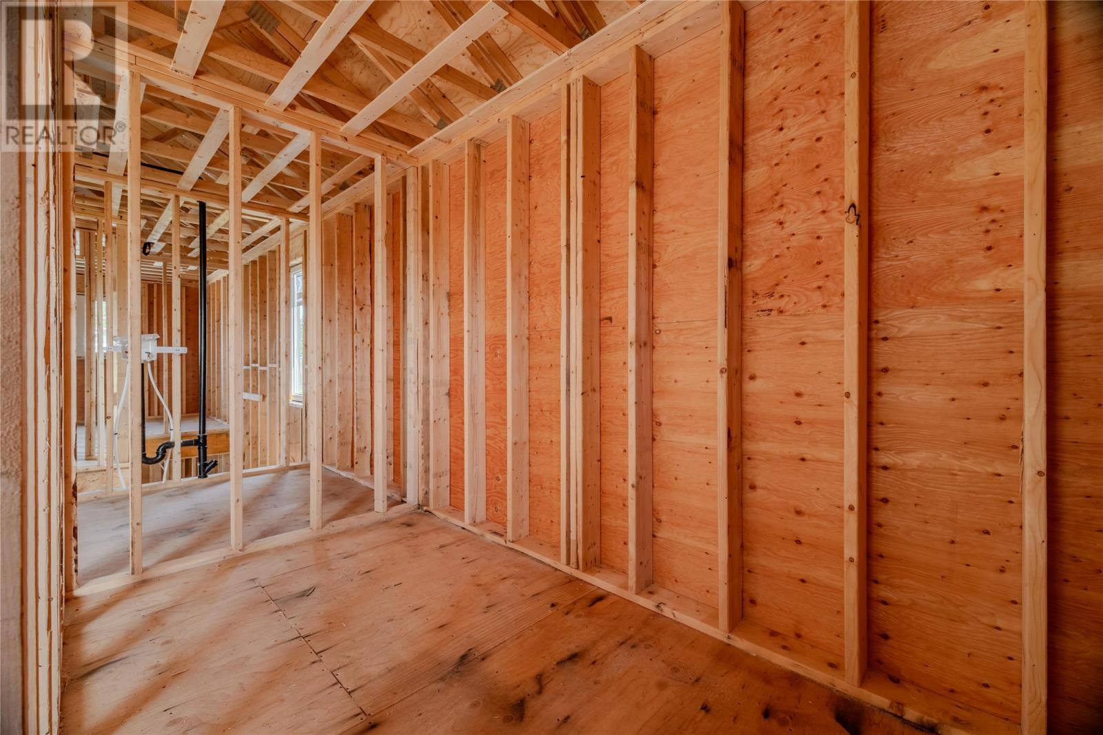 202 St Thomas Line, photo 15 of 18
