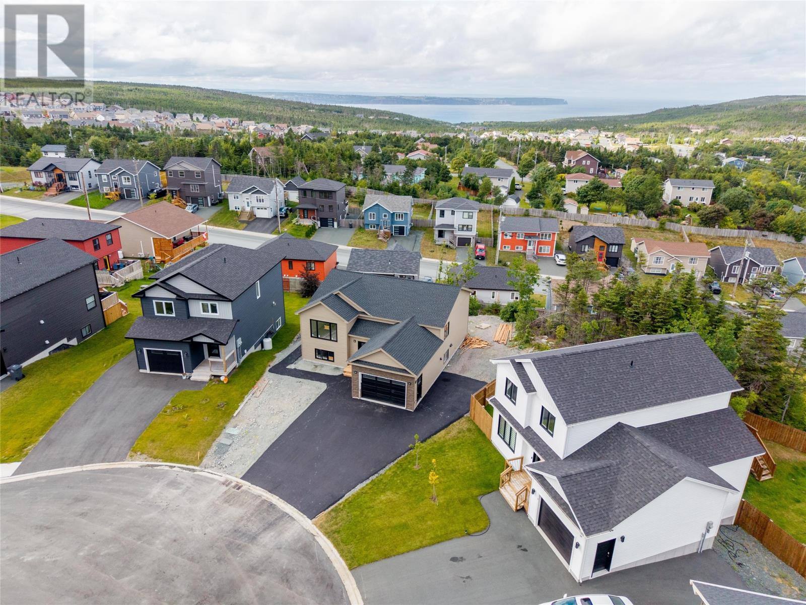 7 Prominence Place, photo 24 of 25
