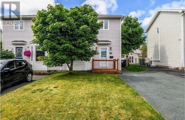 34 Stojko Place, photo 2 of 43