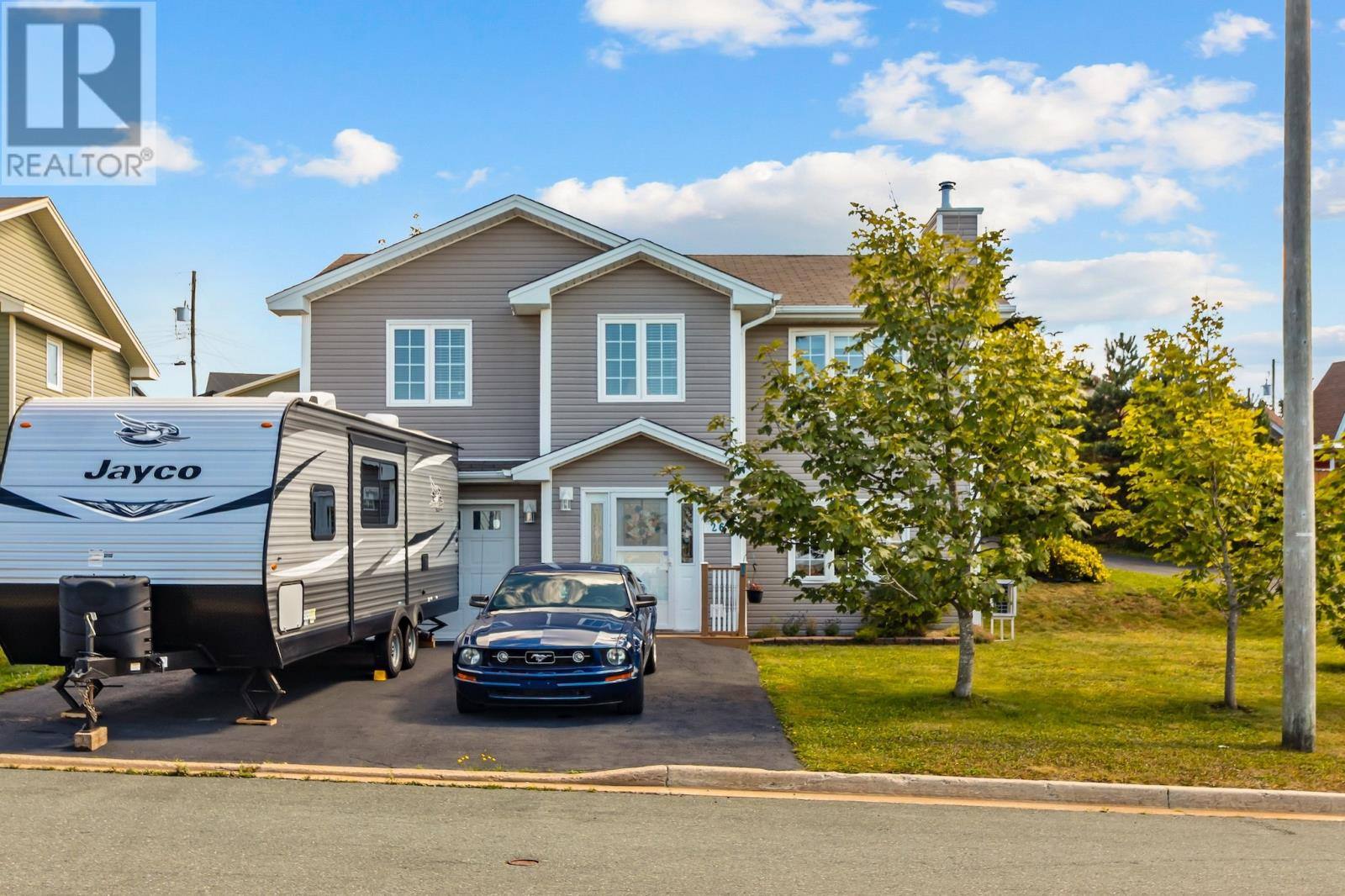 26 Octagon Heights, photo 1 of 33
