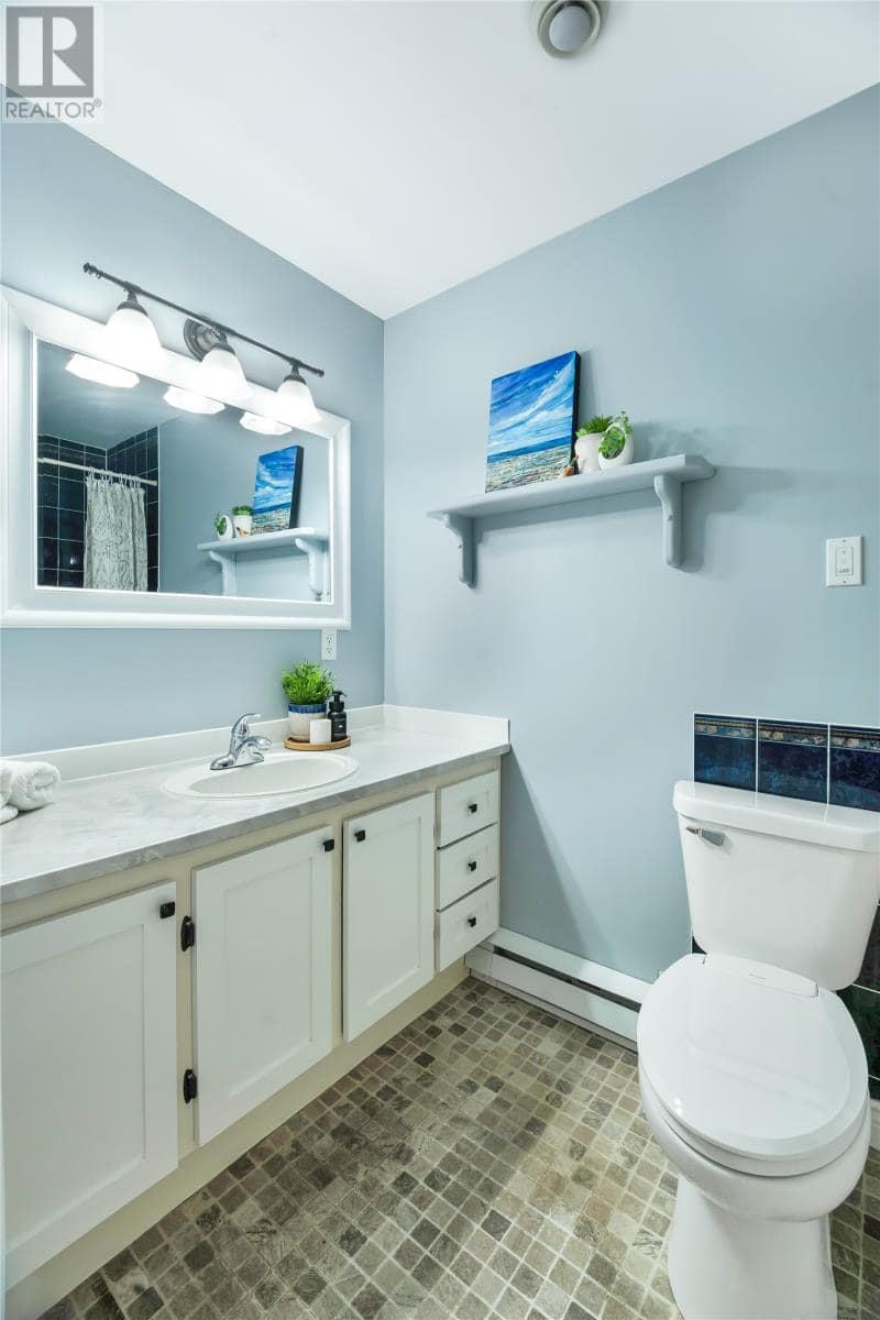 24 Middle Ridge Road, photo 18 of 49