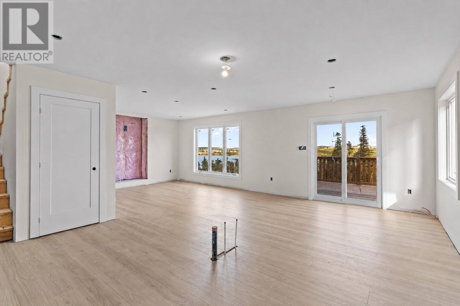 81 Trenton Drive, photo 8 of 27