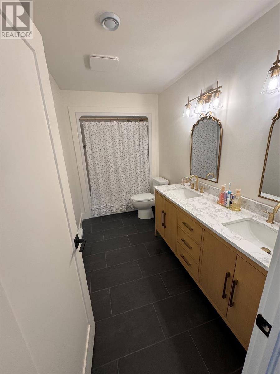 118 Sgt Donald Lucas Drive, photo 15 of 19