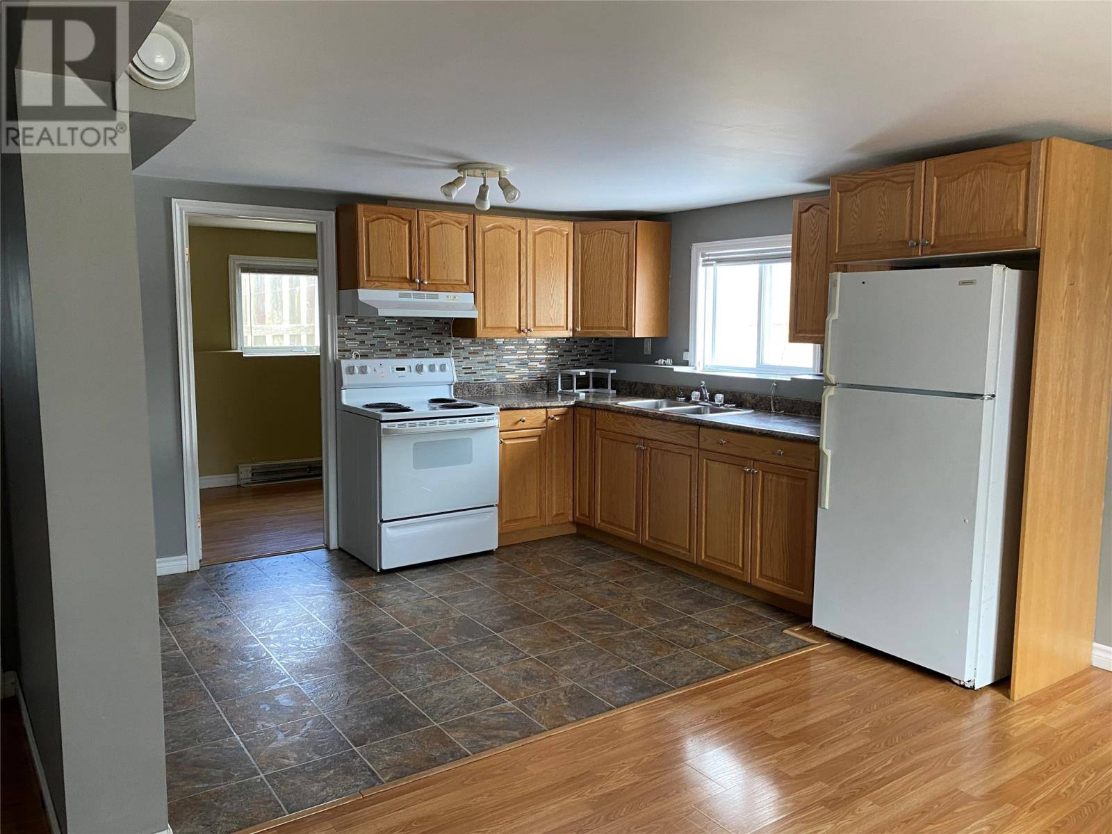 120 Smallwood Drive, photo 11 of 17