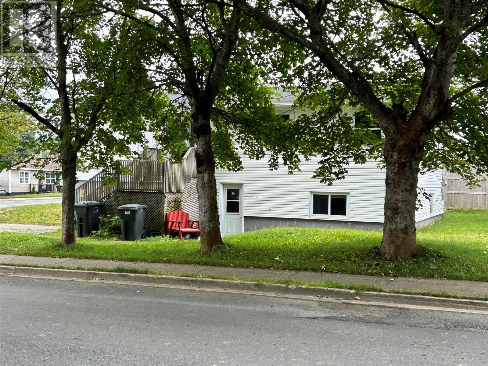 120 Smallwood Drive, photo 4 of 17