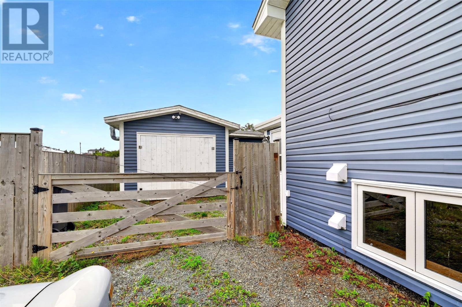 12 Baird Lane, photo 18 of 40