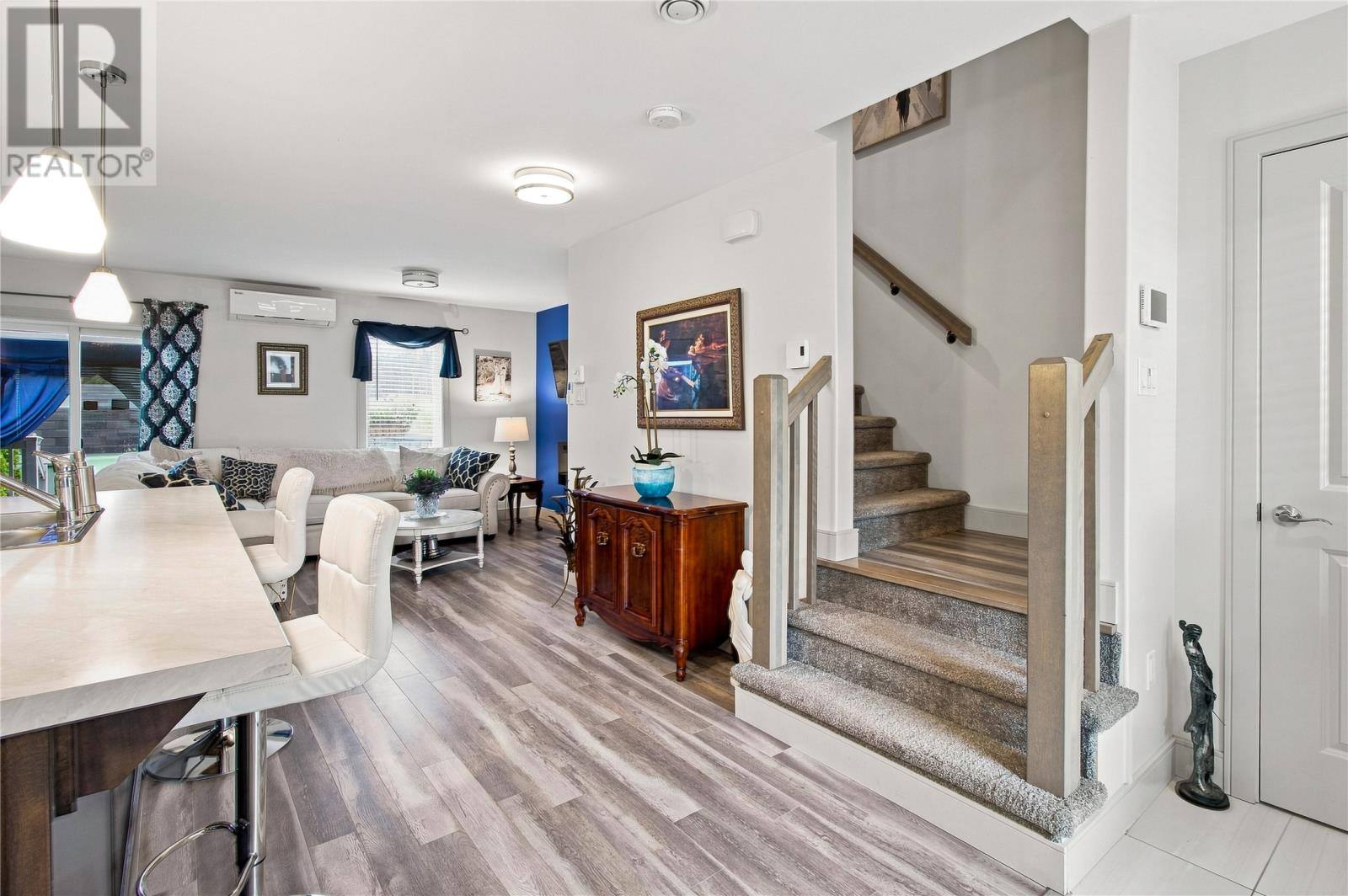 55 Henry Larsen Street, photo 15 of 36