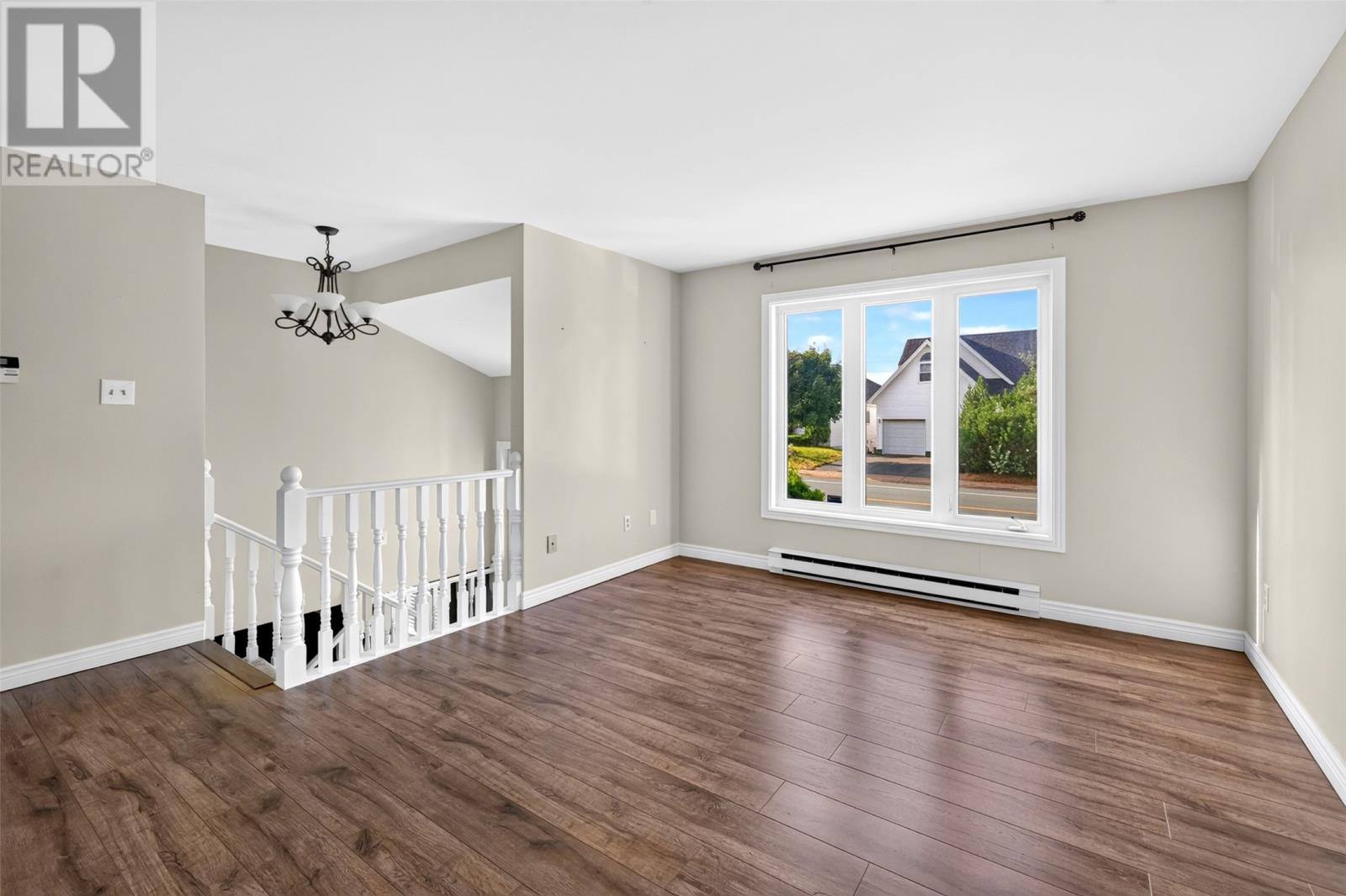 81 Paddy Dobbin Drive, photo 11 of 39