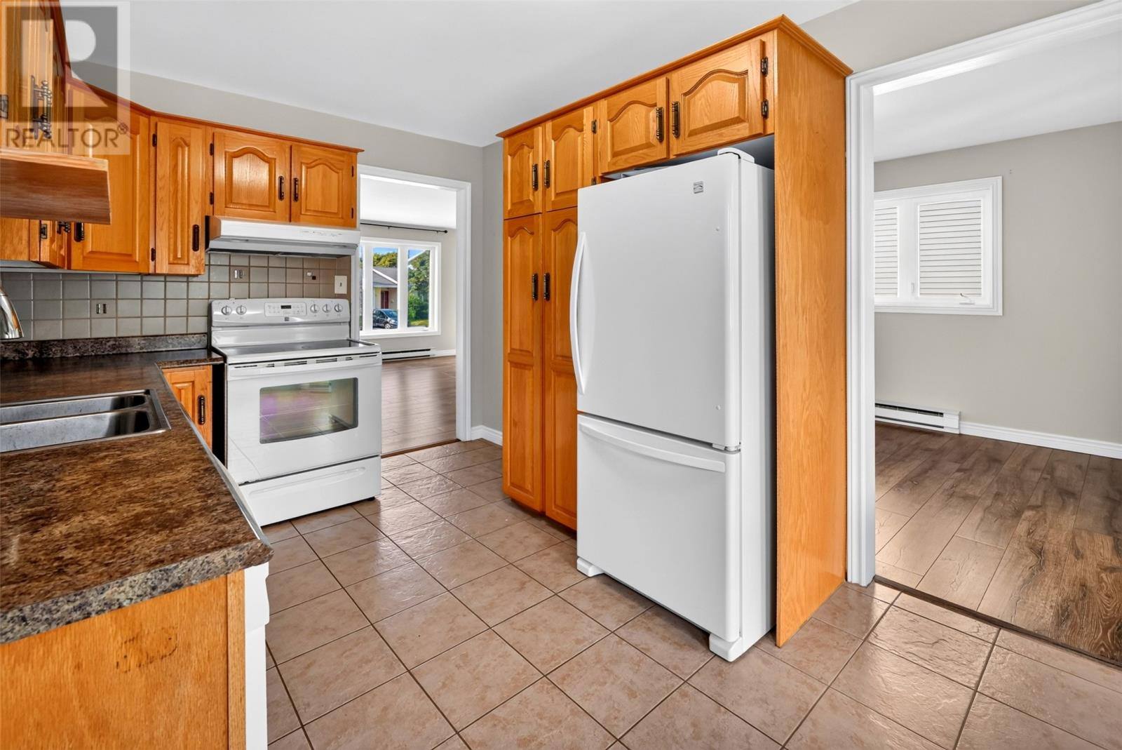 81 Paddy Dobbin Drive, photo 15 of 39