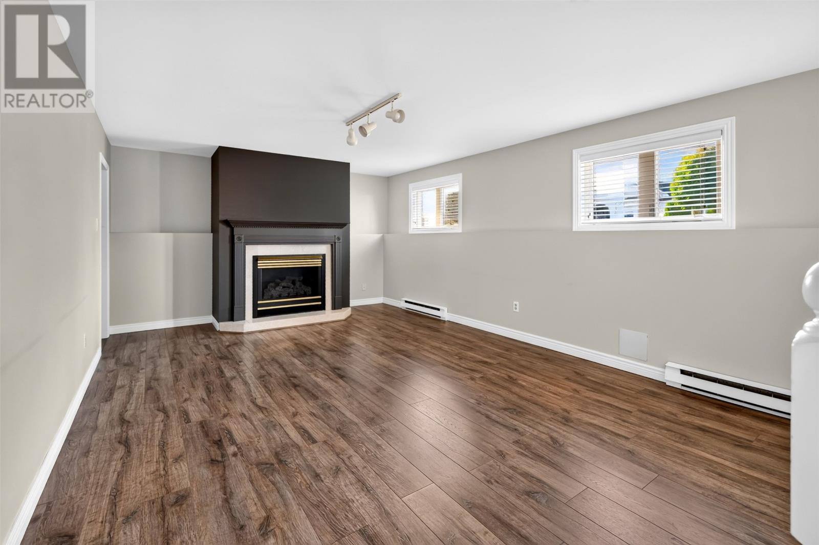 81 Paddy Dobbin Drive, photo 35 of 39