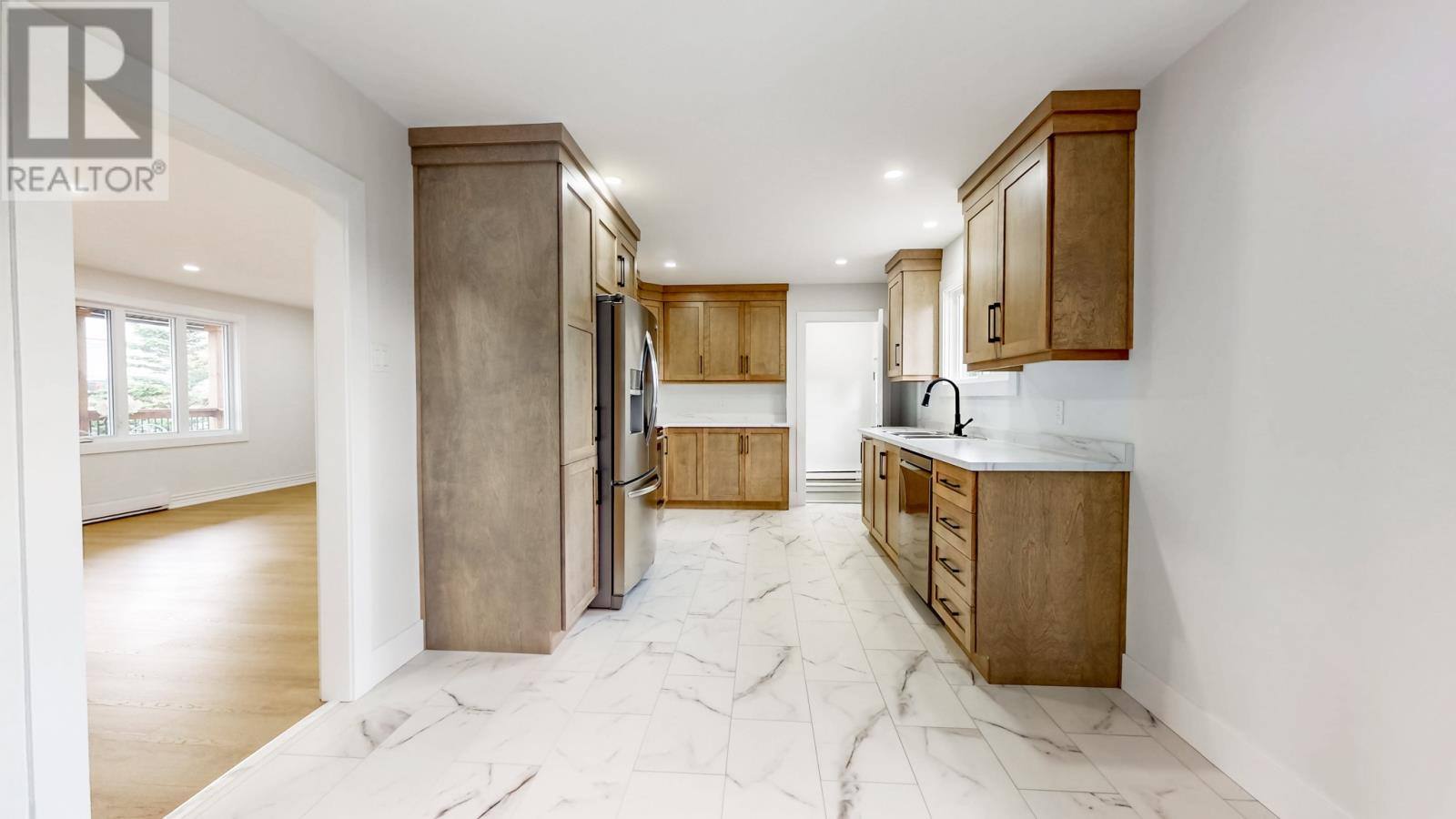 38 Blackler Avenue, photo 15 of 46