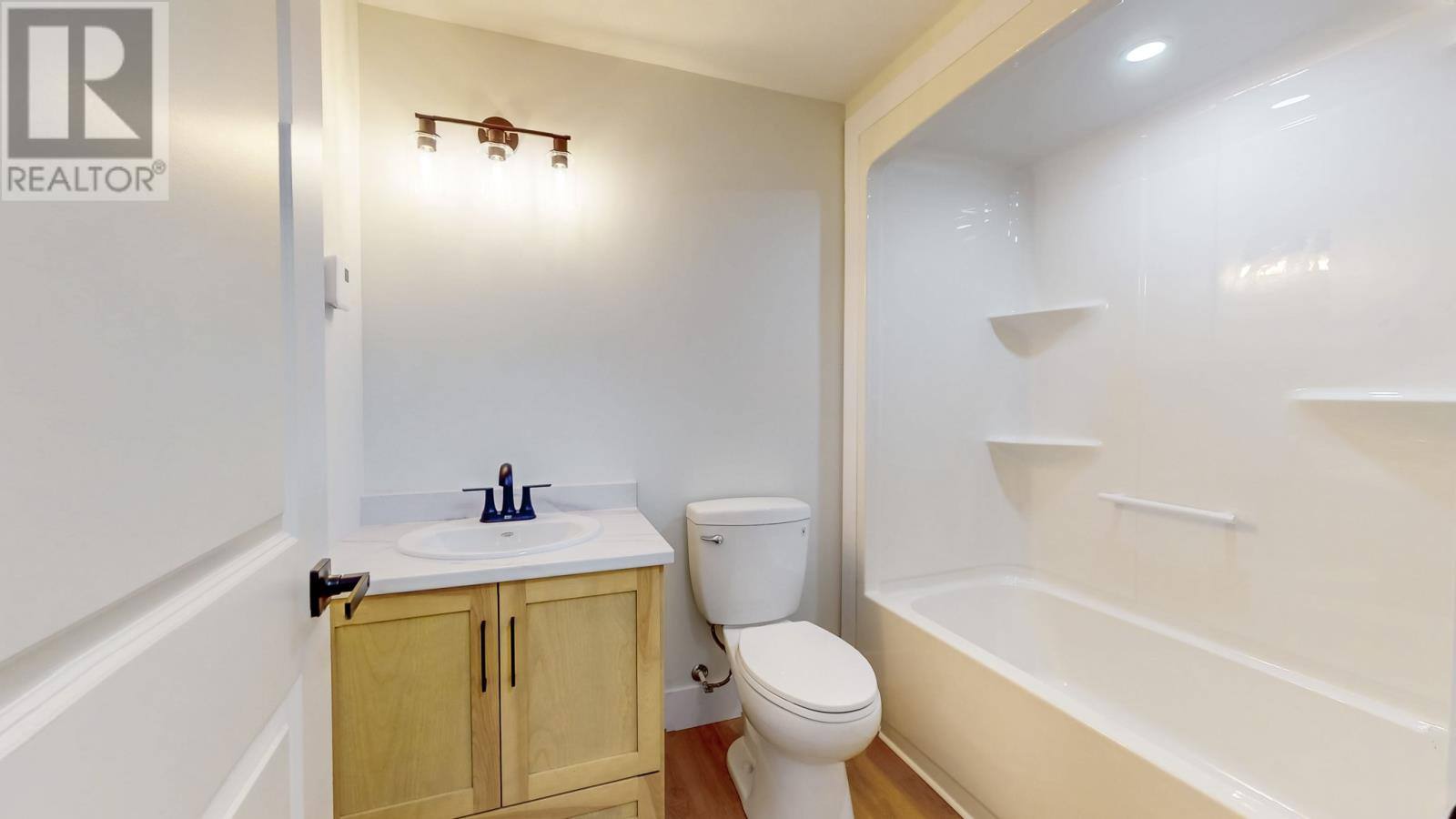 38 Blackler Avenue, photo 34 of 46
