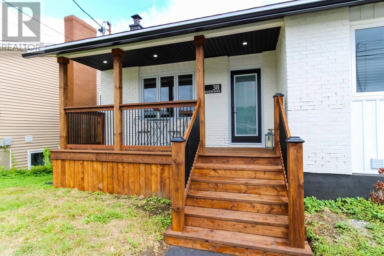 38 Blackler Avenue, photo 6 of 46