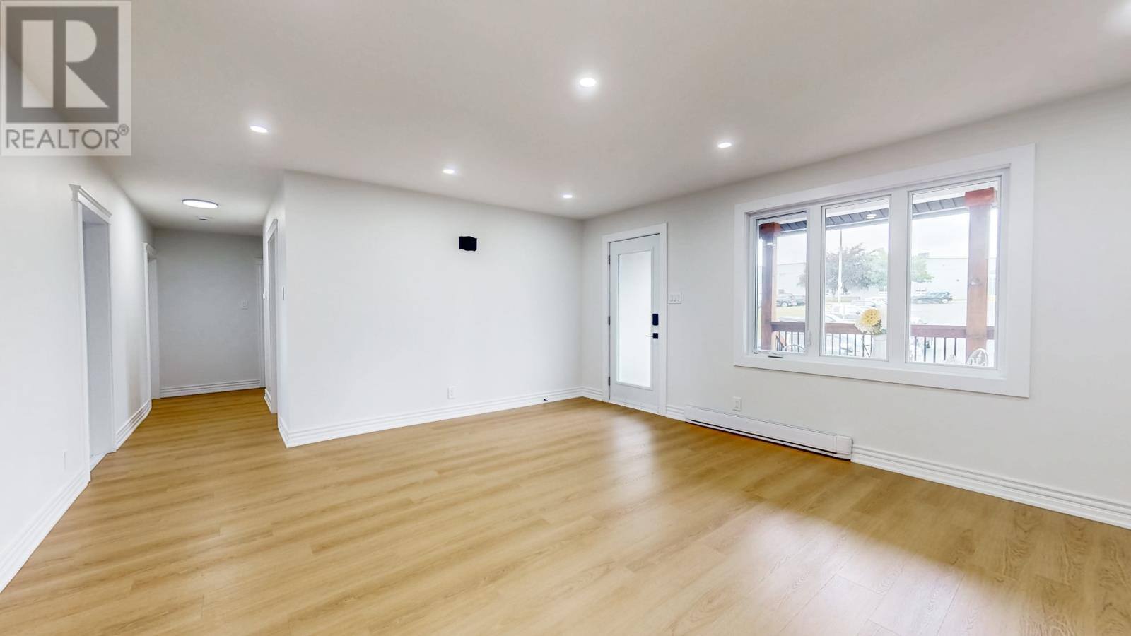 38 Blackler Avenue, photo 8 of 46