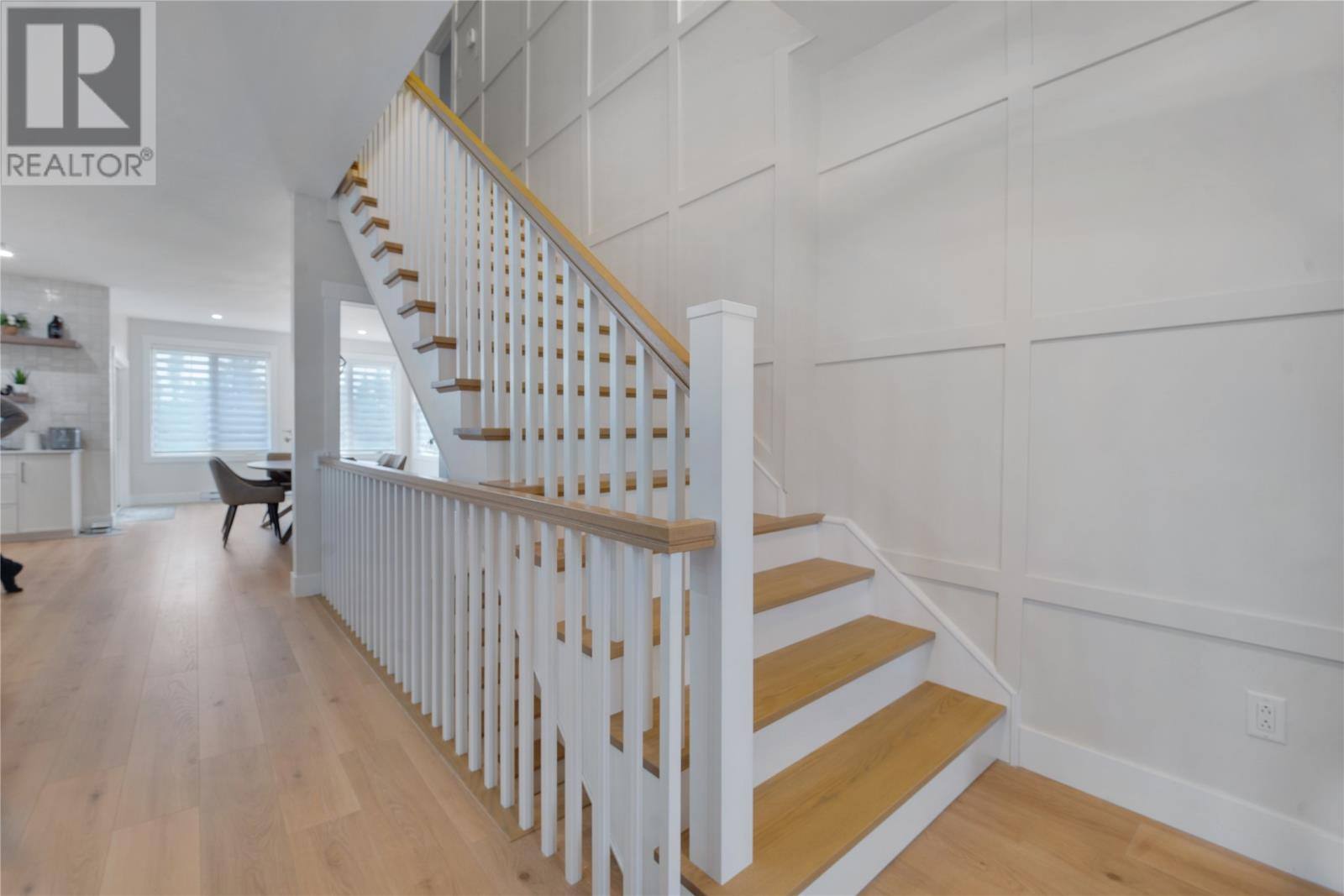 54 Pepperwood Drive, photo 4 of 45