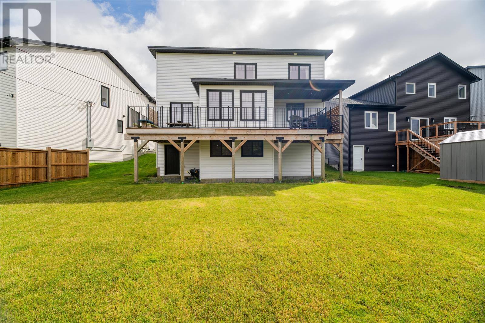 54 Pepperwood Drive, photo 41 of 45