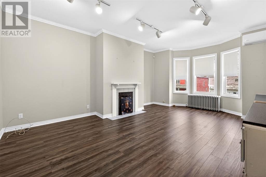 288 Lemarchant Road, photo 5 of 27